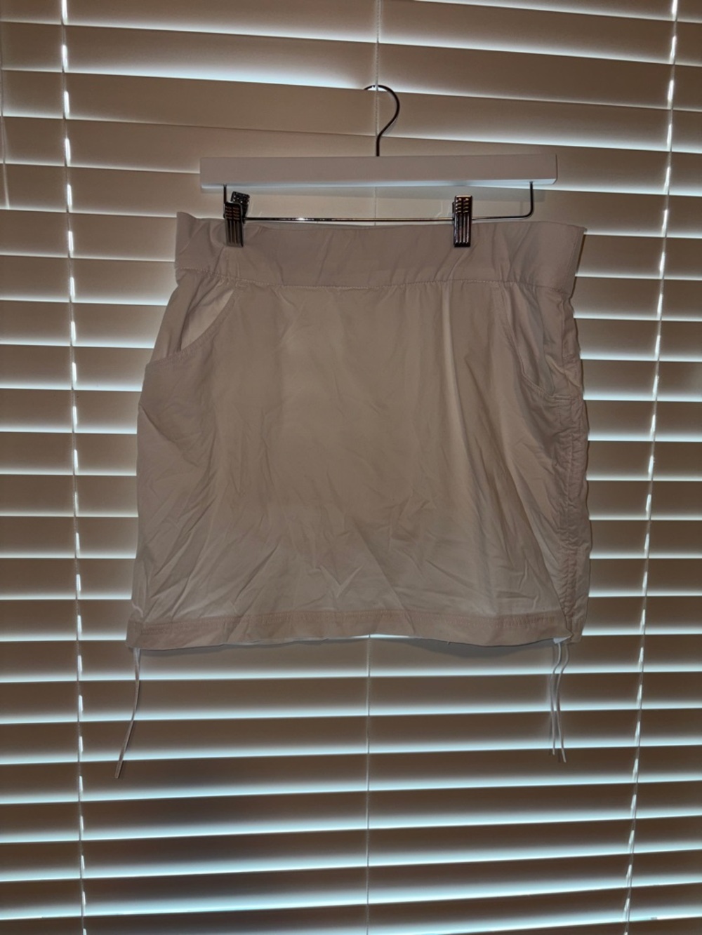 Columbia Women's Light Beige Drawstring Skort